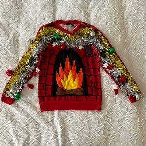 Ugly Christmas Sweater - Fireplace & Garland(Lights up)